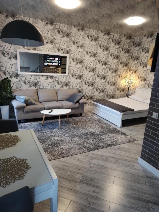 Просторі Lux Апартаменти На Центральному Проспекті, Великий Smart Tv,Преміум-Підписки Youtube Та Онлайн-Кінотеатрів , Кавомашина, Відкритий Балкон, Звітні Документи Krivoy Rog Luaran gambar